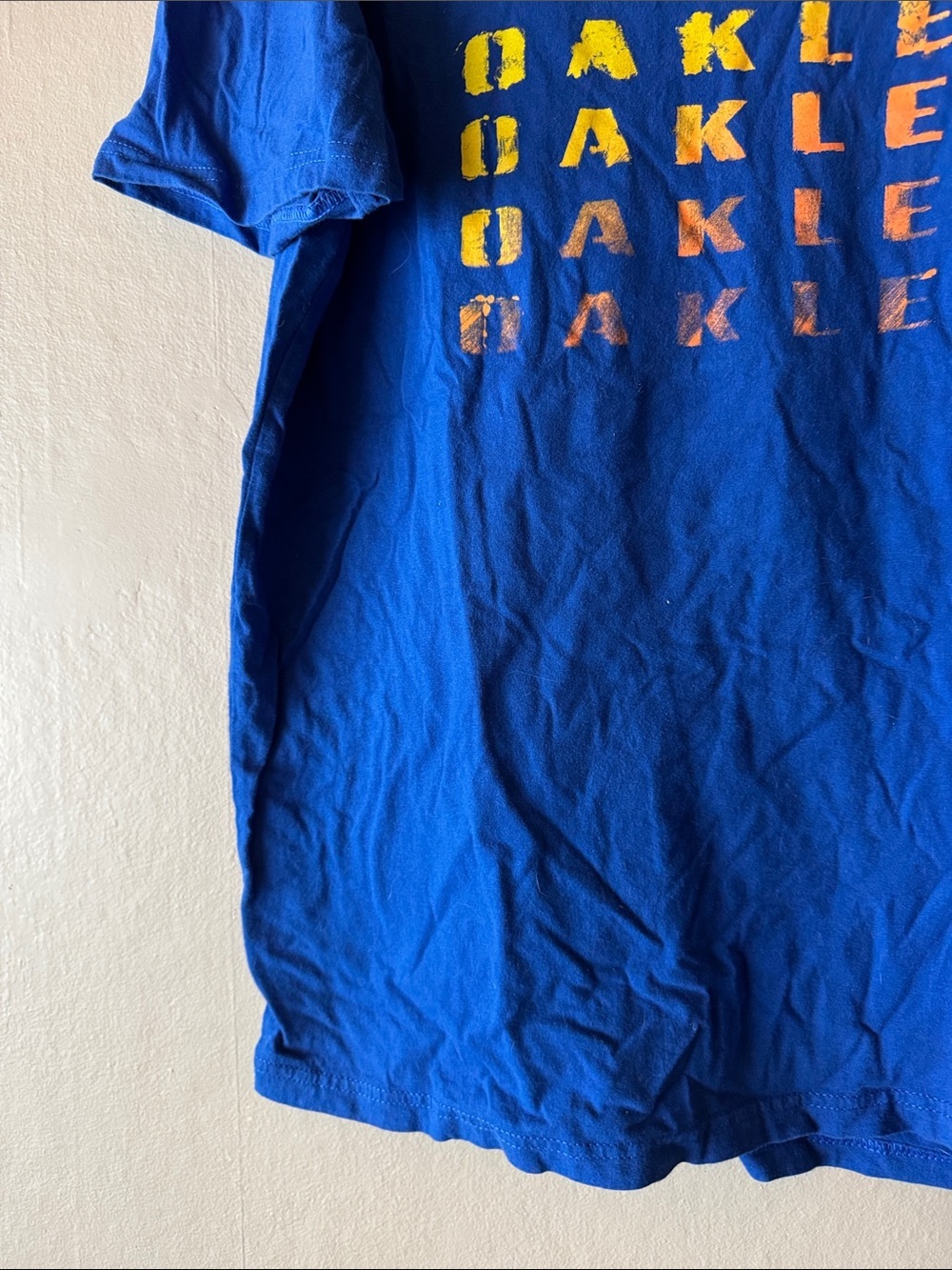 Oakley Tshirt - Picture 3 of 6